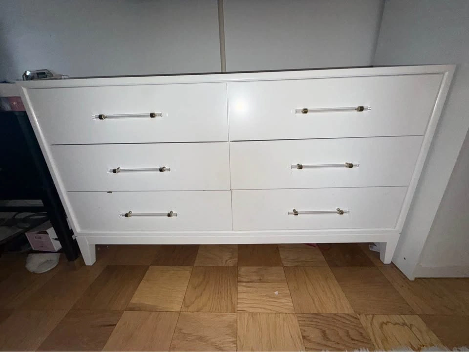White 6-Drawer Dresser with Acrylic & Gold Hardware - photo 2