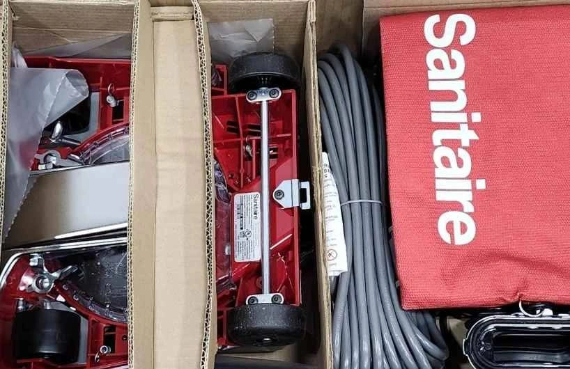 New Sanitaire TRADITION SC887E Commercial Upright Vacuum Red - photo 2