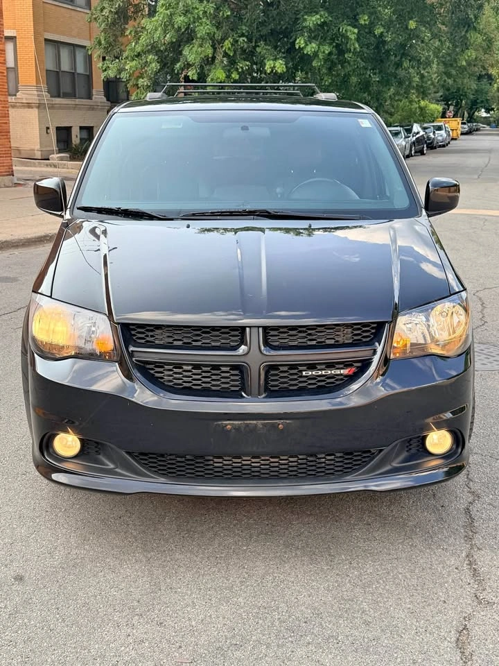 2016 Dodge Grand Caravan R/T Minivan 4D