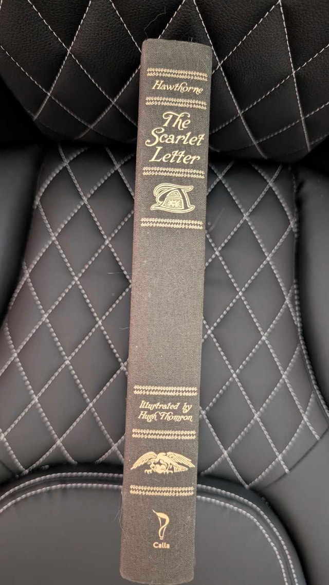 Calla Editions The Scarlet Letter by Nathaniel Hawthorne - photo 2