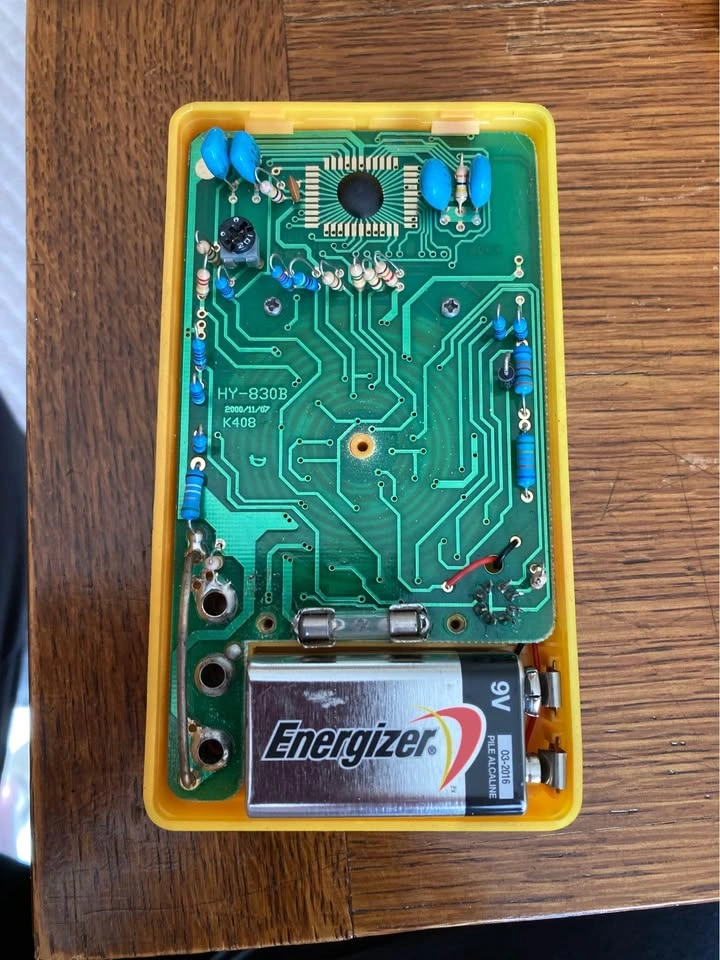 Digital Multimeter DT830B With Test Leads - photo 2