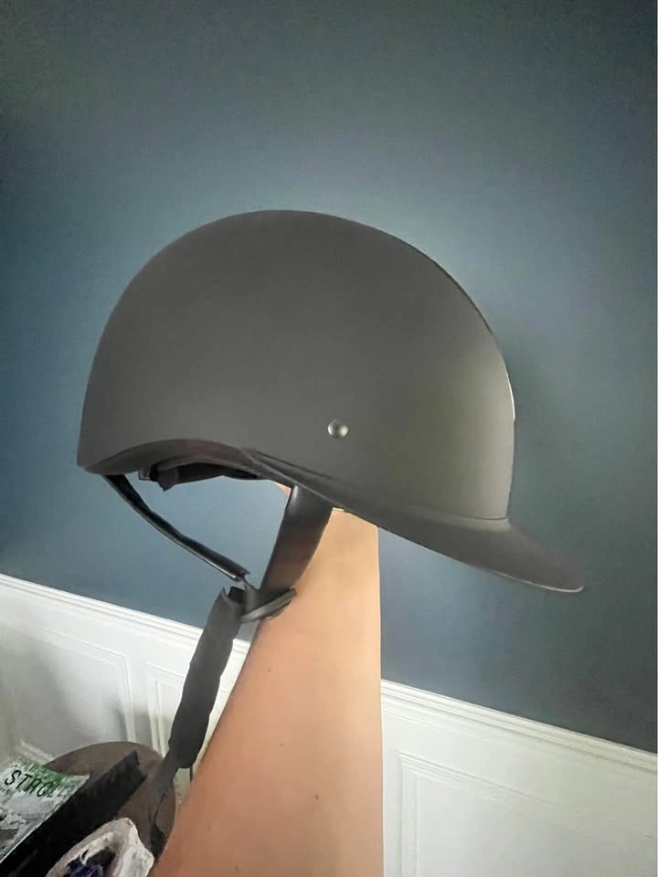 Tipperary Windsor Helmet 40%off NWT - photo 3