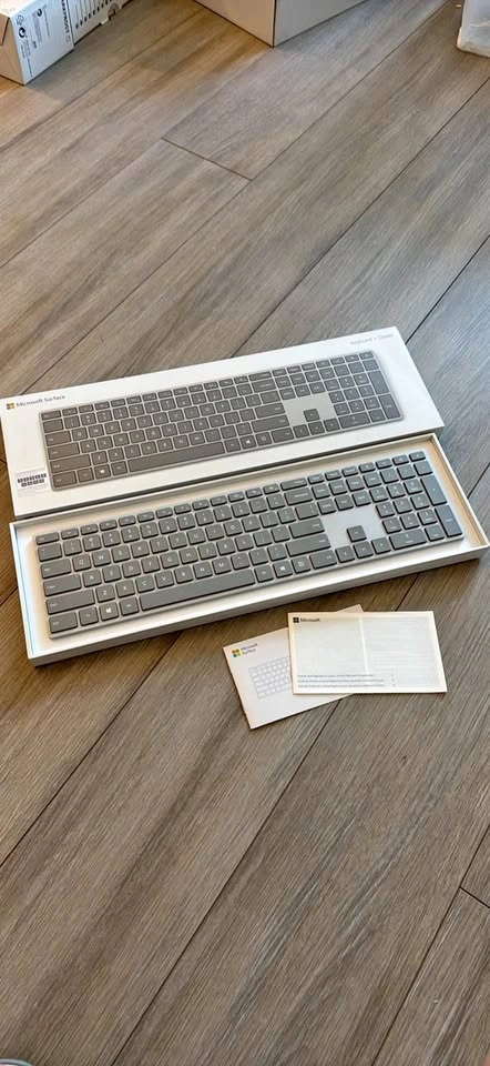 Microsoft Surface Keyboard CIB