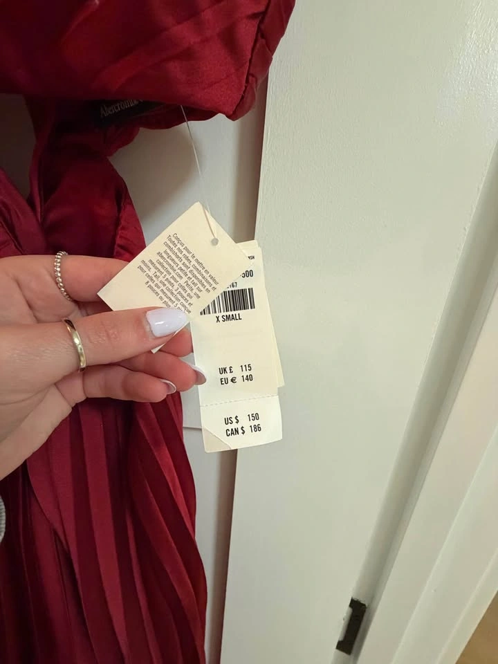 Abercrombie & Fitch Pleated Cut-Out Maxi Dress - photo 4