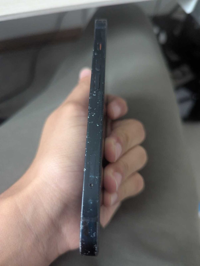 iPhone 13 - 128 GB - 100% Battery Health - photo 4