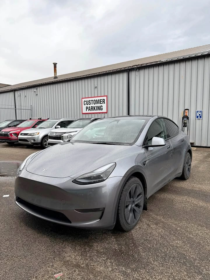 2025 Tesla Model Y