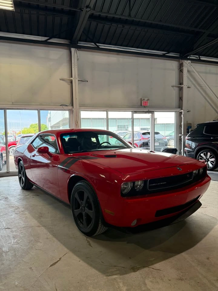 2010 Dodge Challenger - photo 3