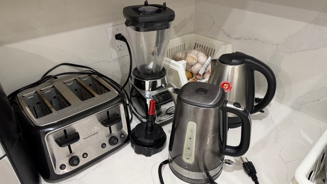 Assorted Kitchen Appliance Bundle - photo 3