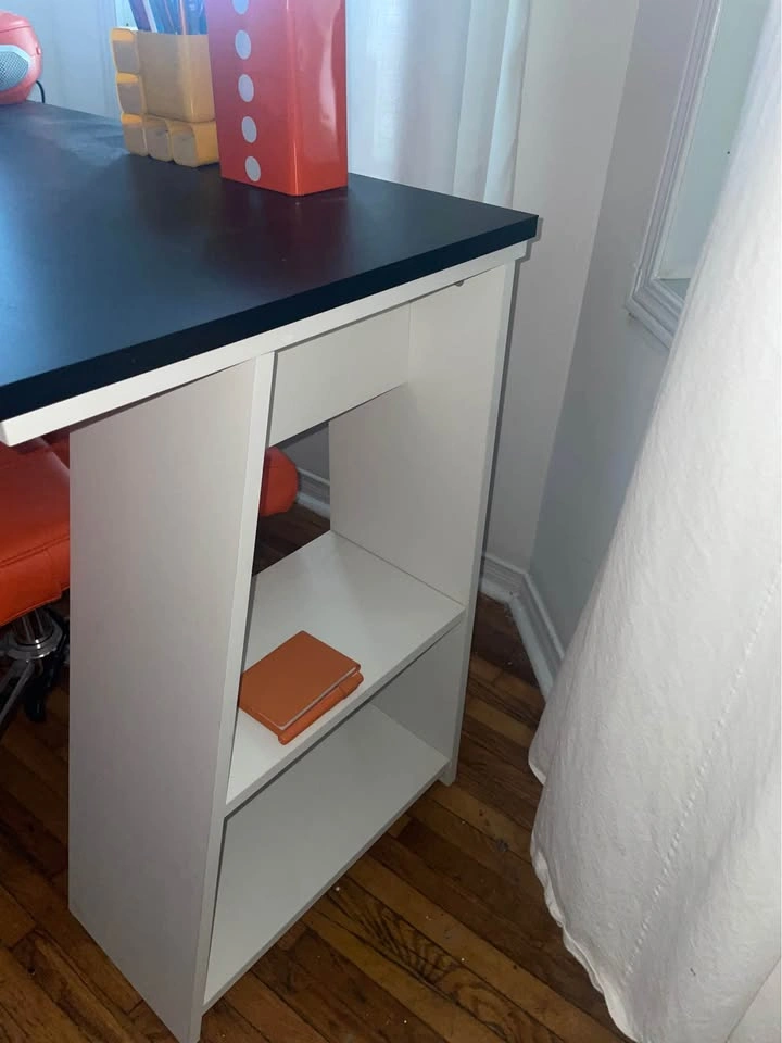 Modern Black and White Desk - photo 2