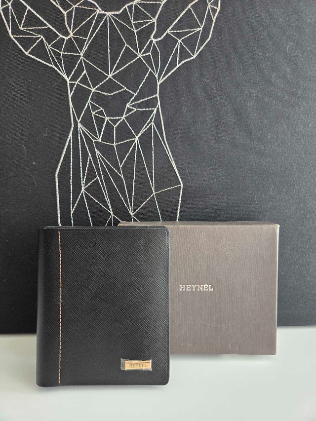 Men's Wallet | New Condition | Multiple Card Slots