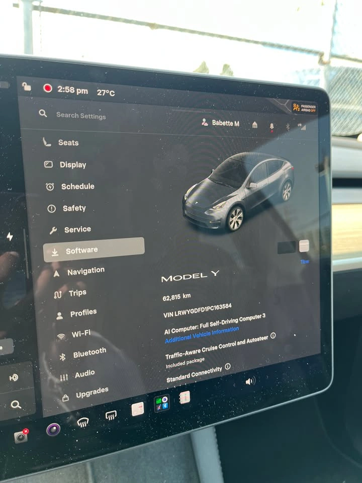2023 Tesla Model Y Standard (ZERO Claims) - photo 2