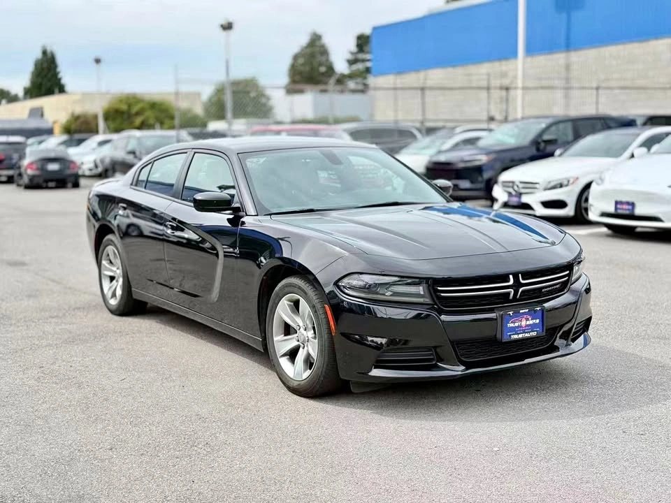 2015 Dodge Charger SE