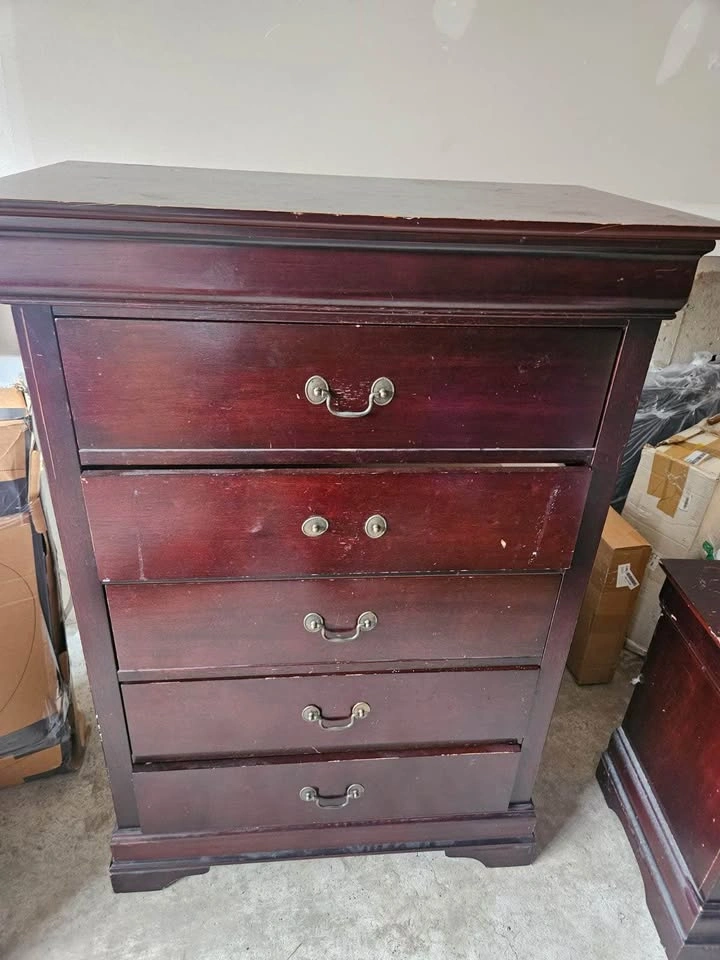 5 Drawer Wooden Chest - Moving sale - photo 2
