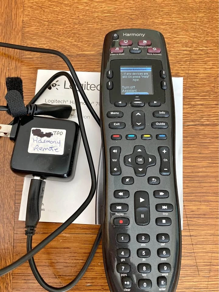 Logitech Harmony 700 Universal Remote With Wall Charger