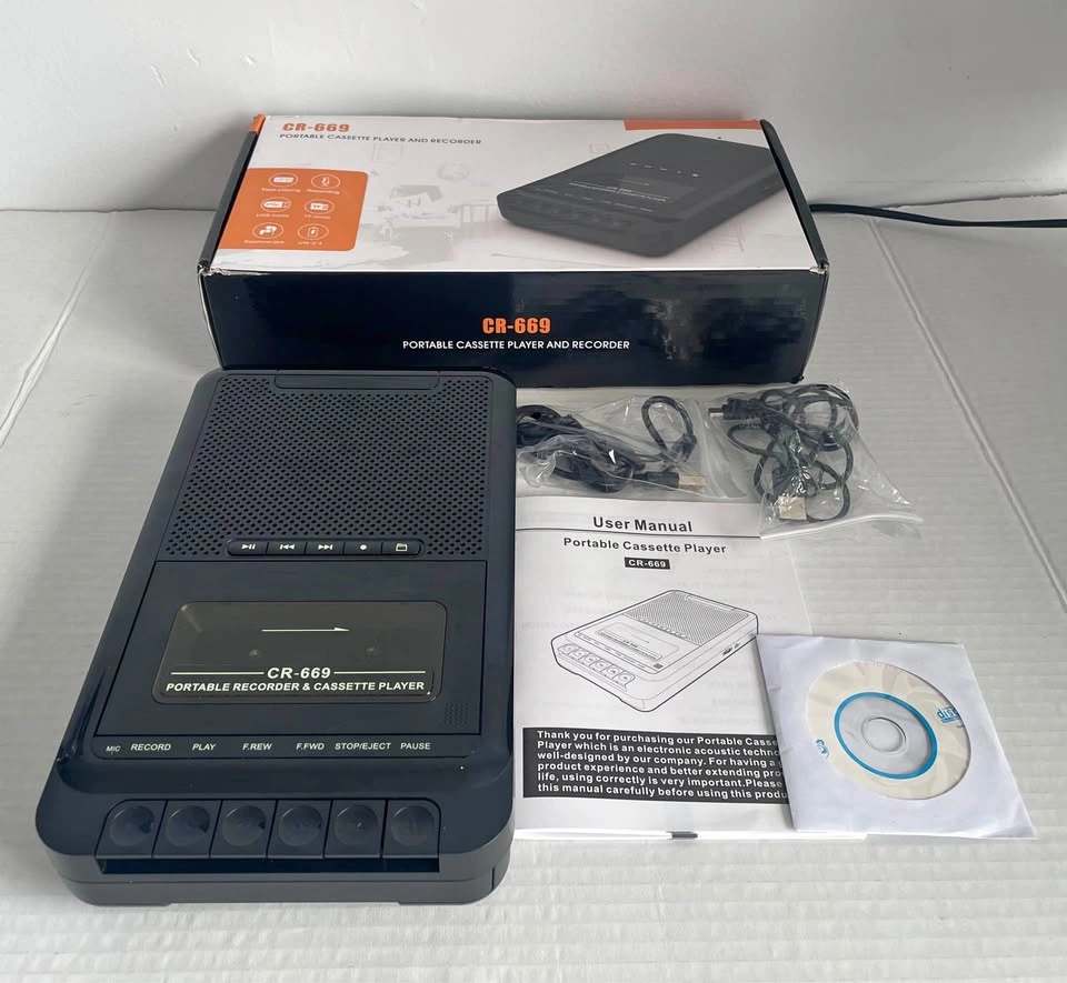 CR-669 Portable Cassette Player and Recorder