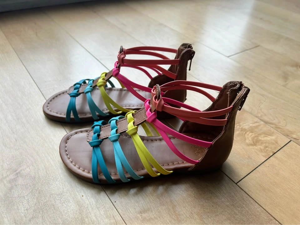 Size 13 - Girls Sandals - photo 3