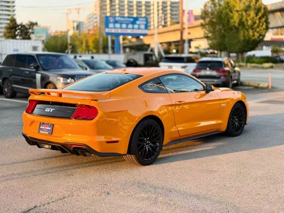 2019 Ford Mustang GT Fastback - photo 3