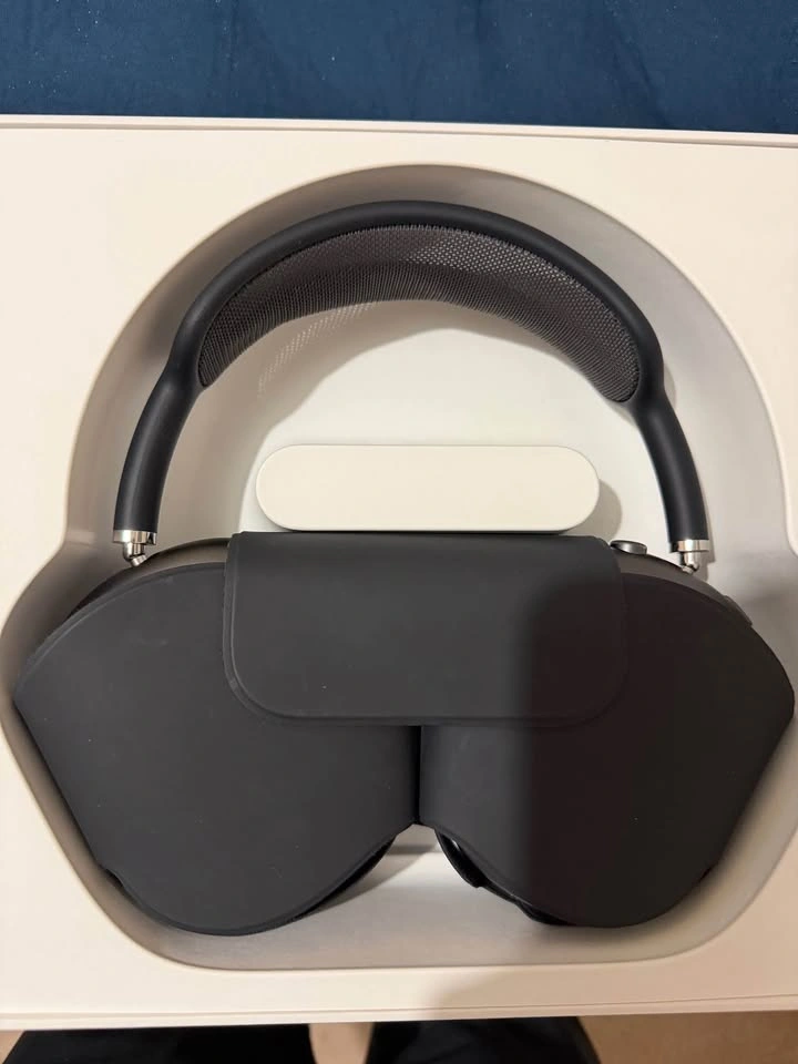 Apple AirPods Max Space Gray Gen 1 - photo 2