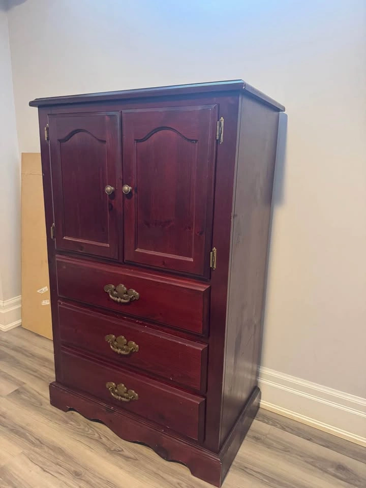 Dark Mahogany Wood Bedroom Set (5 Pieces) - photo 3