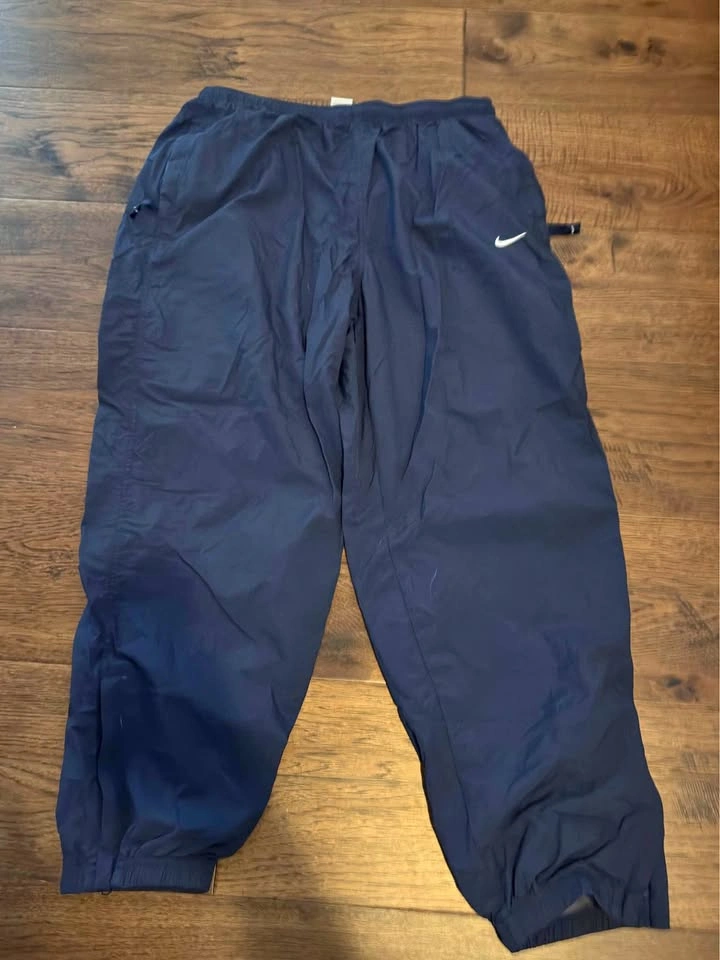 Nike Parachute Style Track Pants Size Medium