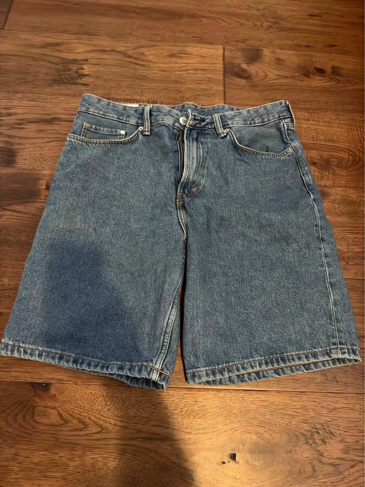 Relaxed Fit Jorts Size 34