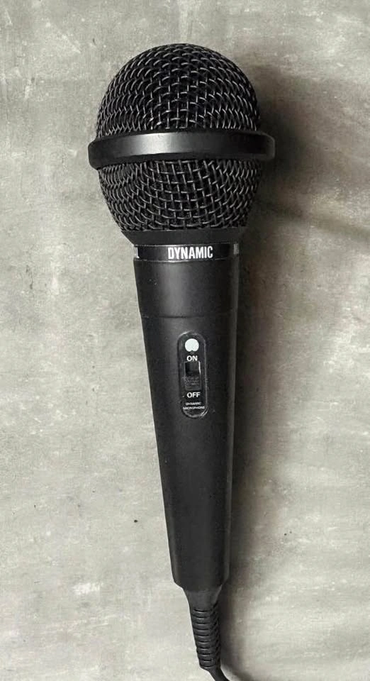 Dynamic 500 Ohm Uni-Directional Microphone