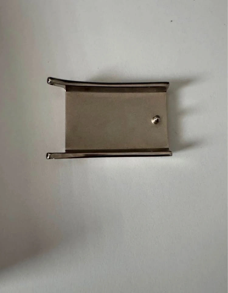 Authentic Men’s Luxury Burberry Belt 42’ Reversible - photo 2