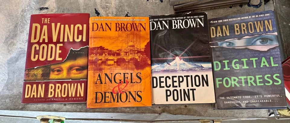 5 Dan Brown Books: Da Vinci Code, Angels & Demons, and more