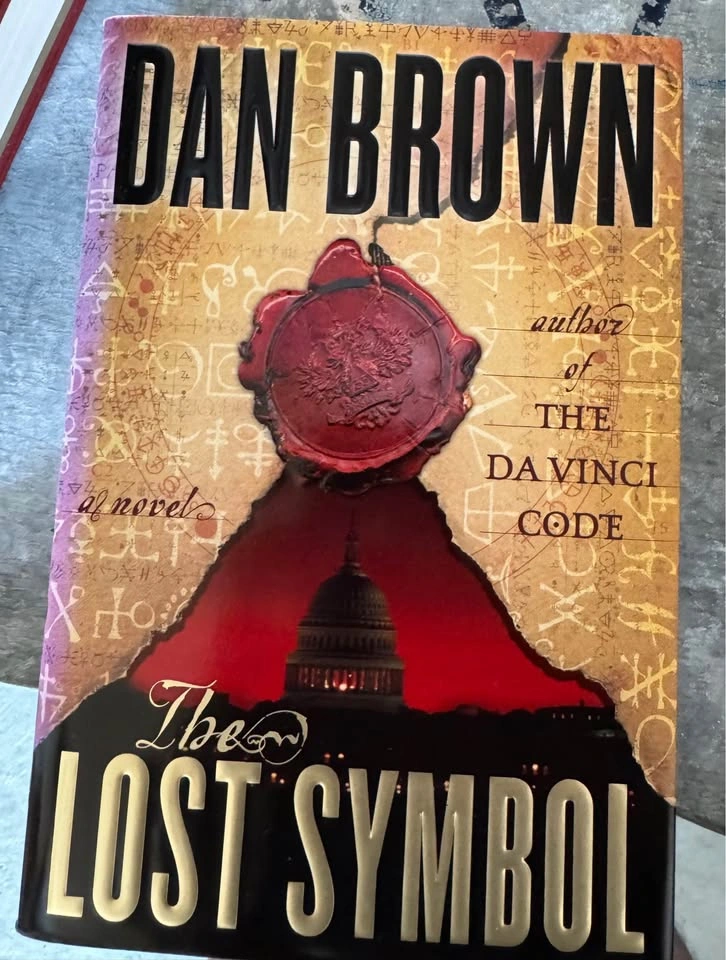 5 Dan Brown Books: Da Vinci Code, Angels & Demons, and more - photo 2