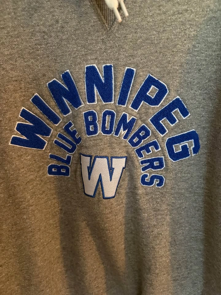Vintage Adult CFL Winnipeg Blue Bombers Hoodie (New Era) XL - photo 4