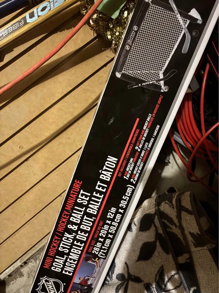Franklin NHL Mini Hockey Goal, Stick, & Ball Set - photo 2
