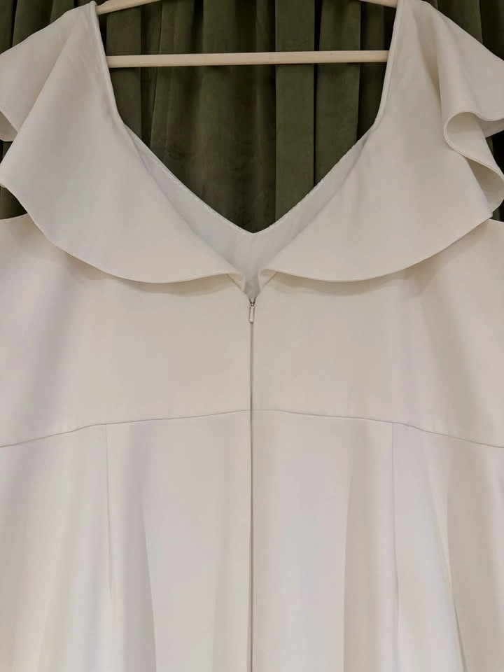 Jenny Yoo Ivory Wedding Dress Gown - Flutter Sleeve Size 22L - photo 5