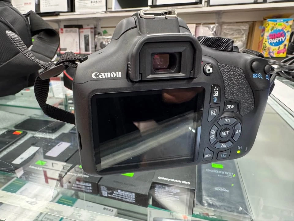 Canon EOS Rebel T6 Bundle - photo 4