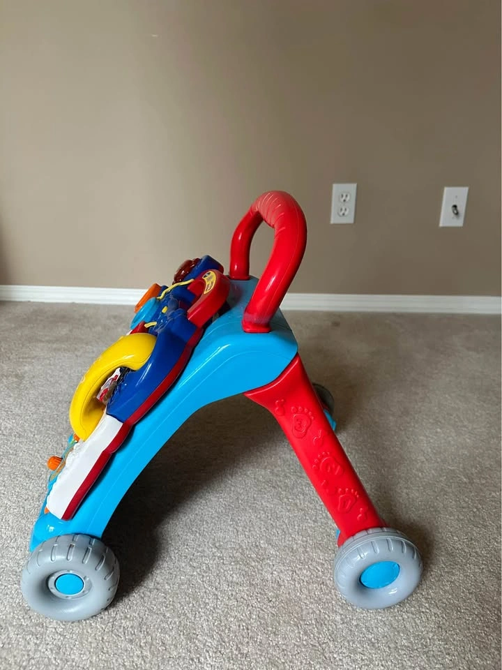 kids pushing toy - photo 2