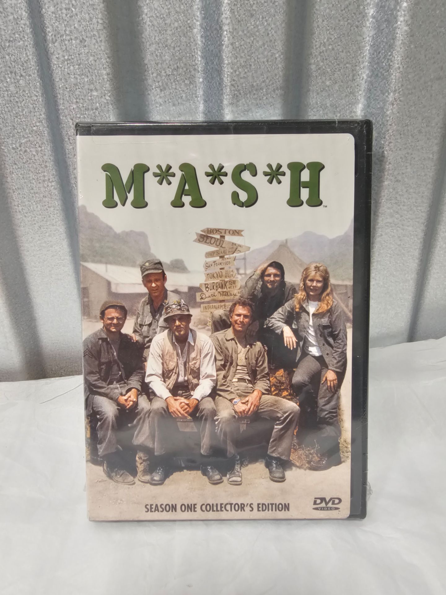 M*A*S*H Season 1 Collector's Edition 3-Disc DVD 2001