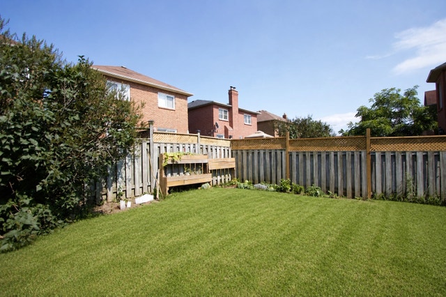 Shared Furnished 2-Bedroom Basement Apartment – Pickering - photo 2