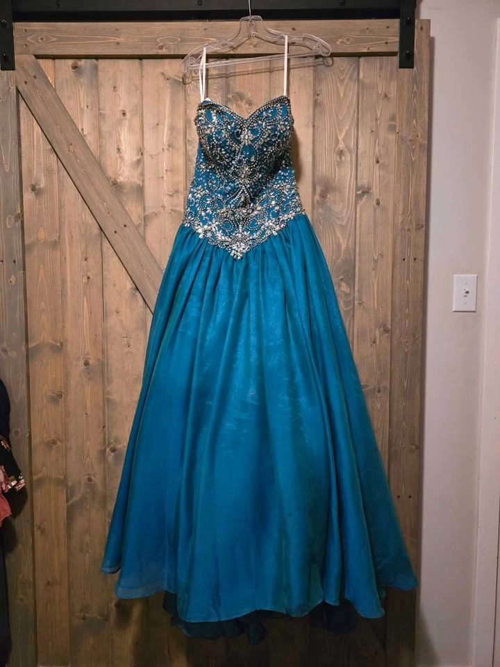 Grad Dress - photo 2