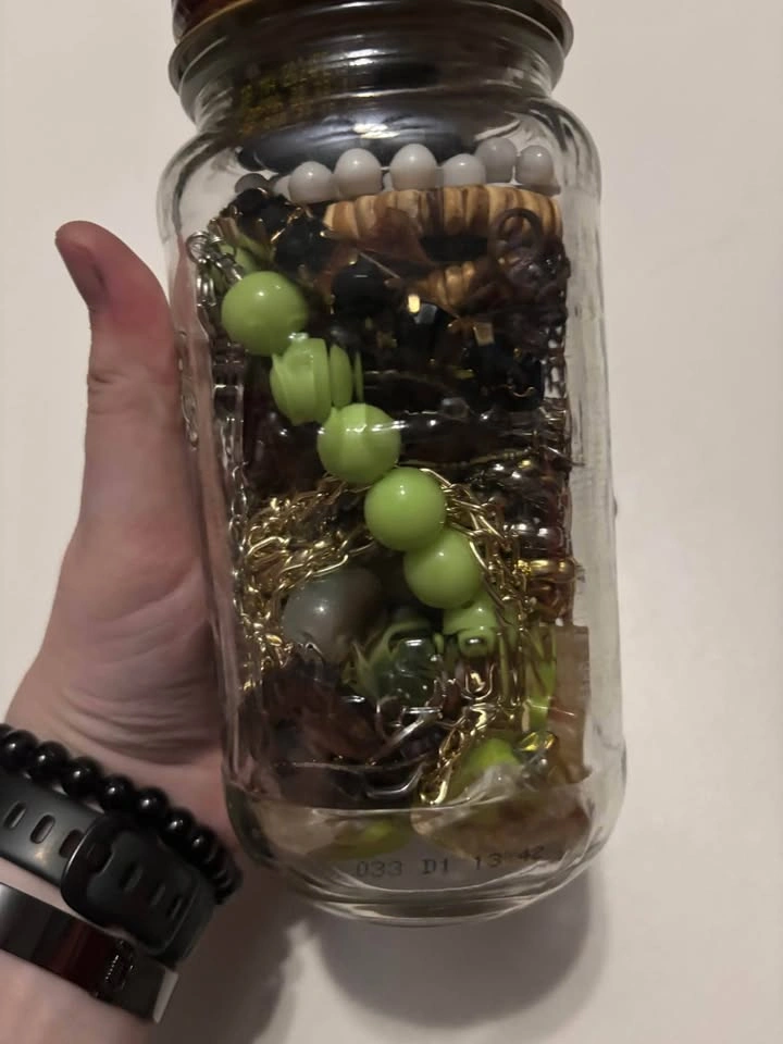 Assorted Costume Jewelry Jar - photo 3