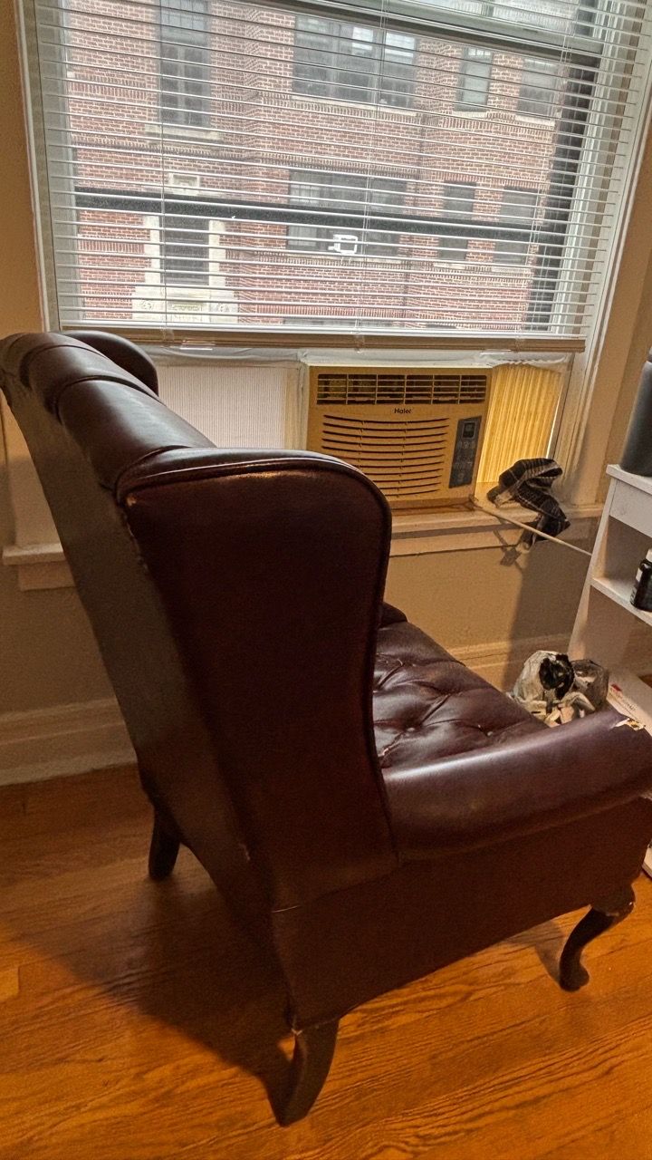 Vintage Oxblood Leather Tufted Wingback Chair - photo 2
