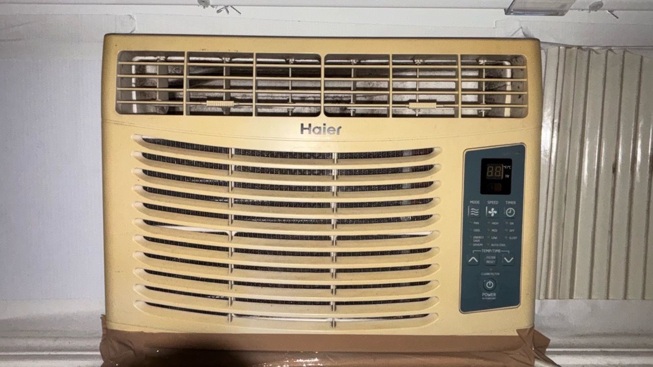 Haier Window Air Conditioner 5000BTU - photo 2