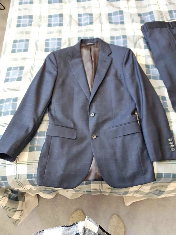 Brooks Brothers Men's Suit, (brand new)