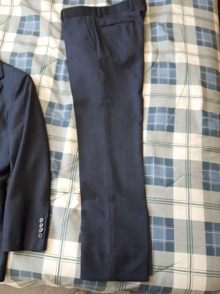 Brooks Brothers Men's Suit, (brand new) - photo 2