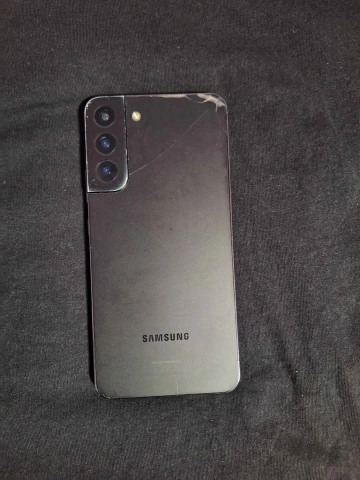 Samsung Galaxy S22+ 128GB - photo 2