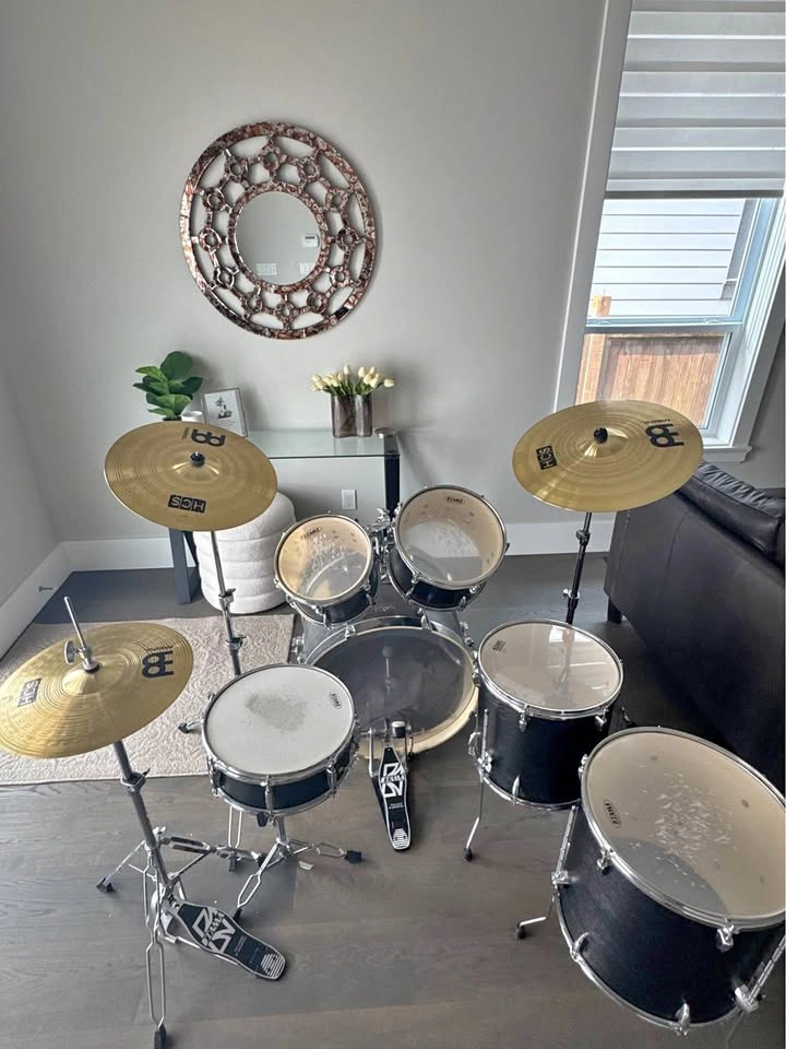 Tama 6-Piece Drum Set with Meinl HCS Cymbals