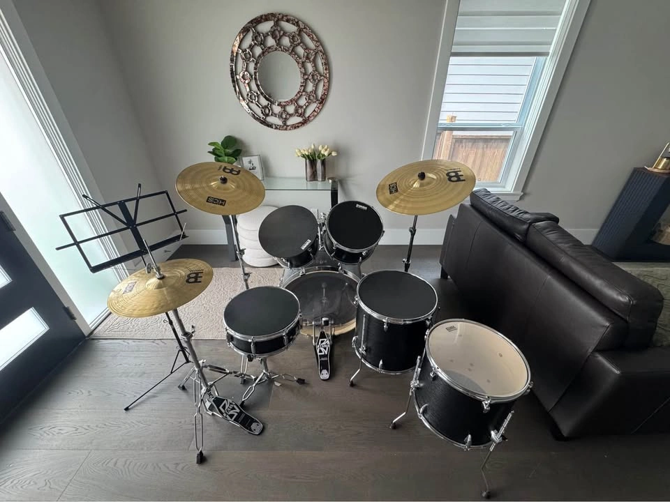 Tama 6-Piece Drum Set with Meinl HCS Cymbals - photo 5