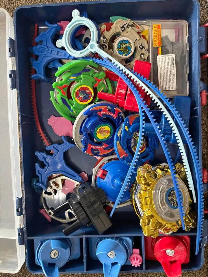 Vintage 2000’s Beyblade First Gen plastic lot Rare