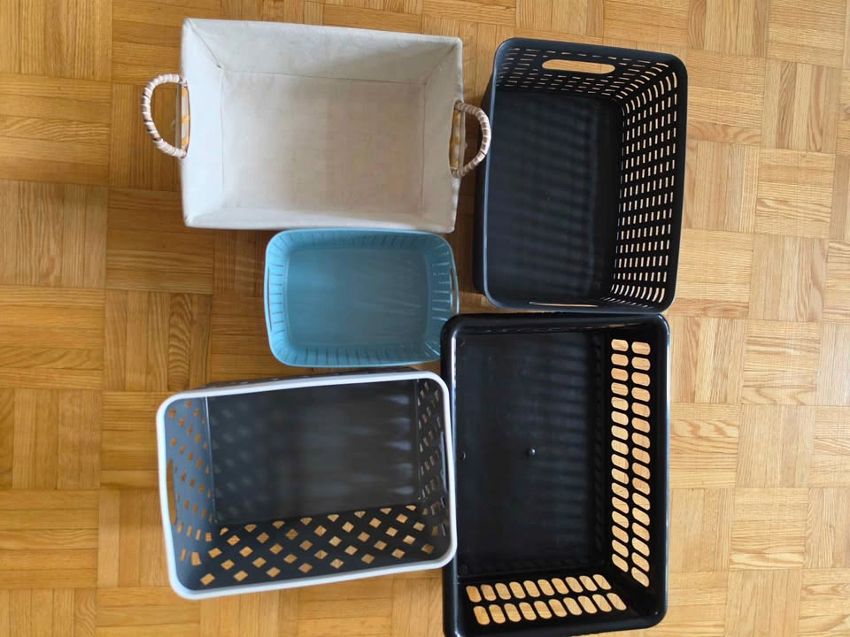 Plastic & Fabric Storage Baskets Set of 15– Like New - photo 2