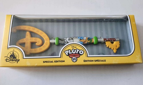Disney Store Exclusive Key Pluto New In Box