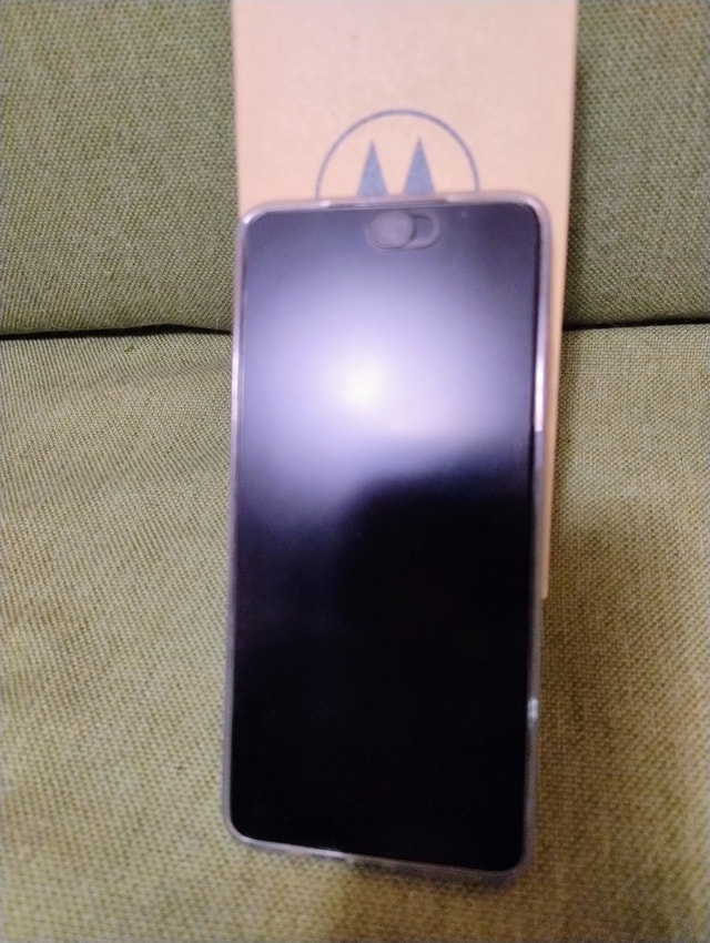 Motorola Moto G84 5g 12/256 - $190 - photo 2