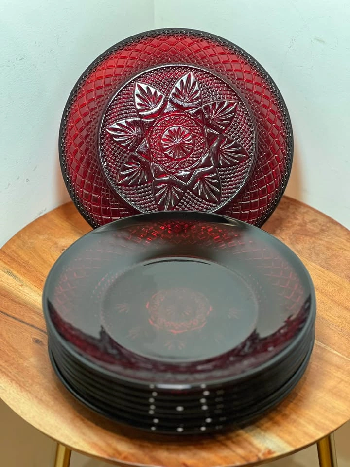 Set of 8 Vintage Cristal d'Arques Durand Ruby Red Glass Plates - photo 2